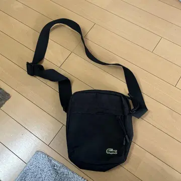 LACOSTE 블랙 숄더백