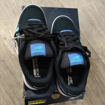 Reebok MEMORYTECH 스니커즈 블랙/파랑