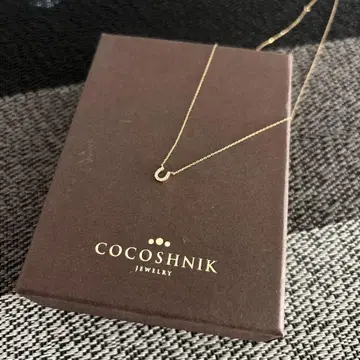 COCOSHNIK 골드 U자형 다이아 목걸이
