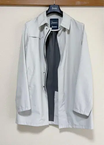 Herno 스텐카라 코트 라이트 그레이 후드 부착