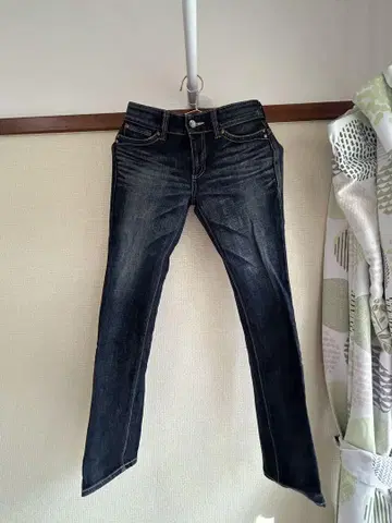 다크 블루 데님 팬츠
