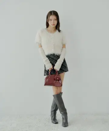 Chico 리브 암워머 부착 샤기 반팔 니트