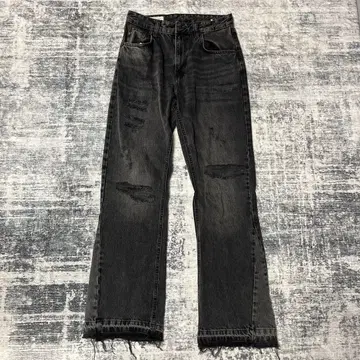 ZARA 데미지 가공 플레어 핏 청바지 JP30