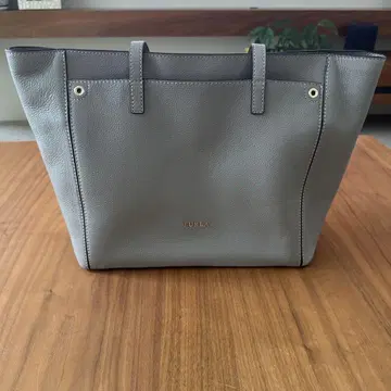 FURLA 가죽 토트백