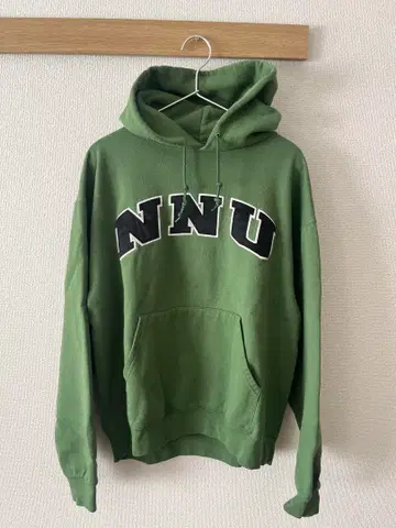 Champion NNU 로고 후드티 올리브 그린