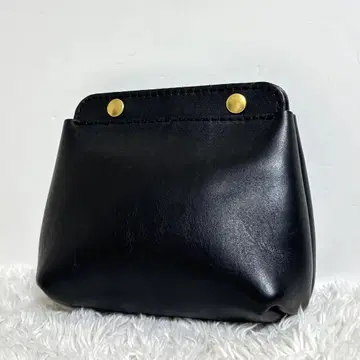 [ 새상품급 ] HERZ 콜론 파우치 가죽 잡화 스타 블랙