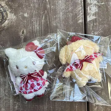 Maison de FLEUR 딸기신문 키티 폼폼푸딩 참