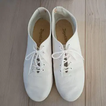 Repetto 재즈 화이트 가죽 슈즈