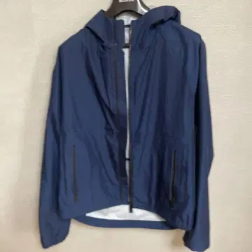 MONOBI 후드 부착 네이비 아우터