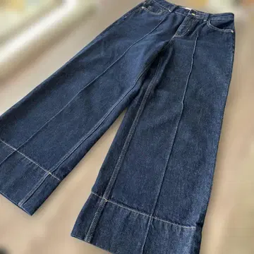 극미품 [ ZARA ] 자라 다크 네이비 데님 와이드 레그 스타일