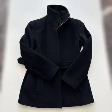 인에 블랙 숏코트