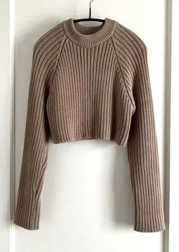 ZARA 자라 크롭 니트 긴팔