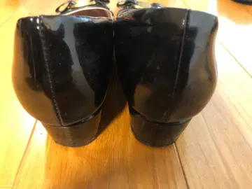 Ferragamo 블랙 가죽 신발 리본 포함