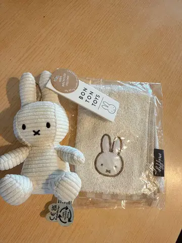 BON TON TOYS 미피 코듀로이 키체인
