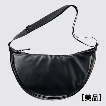 [새상품급] 유니클로 시 레더 터치 라운드 숄더백 블랙