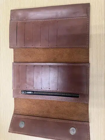 브라운 가죽 3단 폴더형 지갑 소가죽