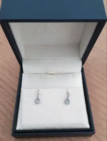 반돔 아오야마 아쿠아 마린 귀걸이