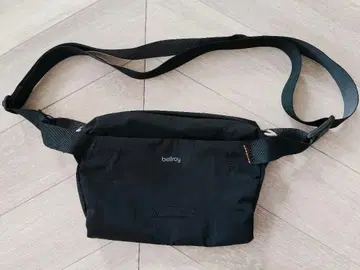 Bellroy Lite Sling Mini 슬링백 블랙