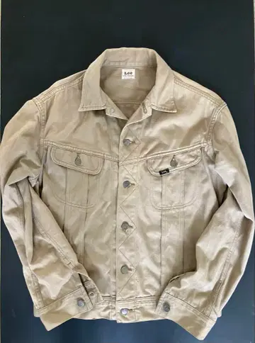 Lee 웨스 터너 모카 터너 size 40 lot 1016