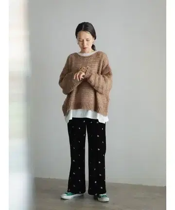 FIL DE FER 벨로아 자수 이지 팬츠