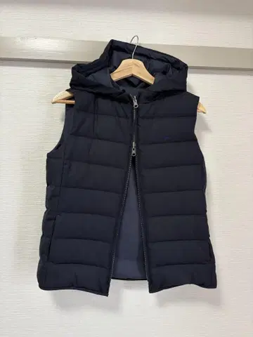 LACOSTE 라코스테 리버서블 다운 베스트