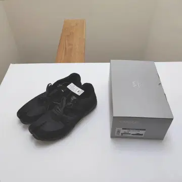 [미사용 새상품] 마루고 스포츠 조그 3 26.5cm