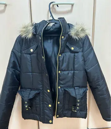 REAL MARS 후드 부착 블랙 다운 자켓 M 사이즈