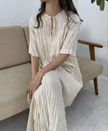 I am 아이아무 원피스