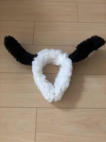 동물 귀 머리띠 화이트 블랙 퍼