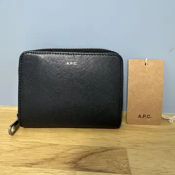 A.P.C. 아페쎄 Emmanuelle 컴팩트 월렛