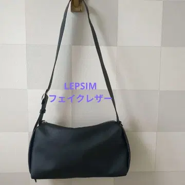 블랙 숄더백 전면 포켓 부착