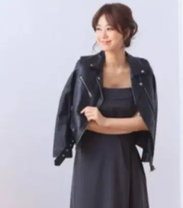 Rouge vif 브라운 가죽 라이더 자켓