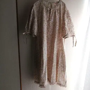 핑크하우스 꽃미아 벌새 튜닉 블라우스 작은 꽃