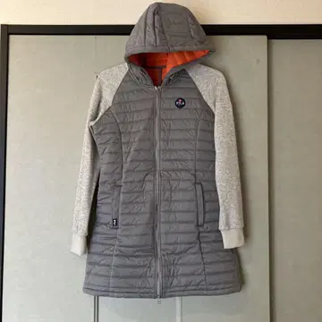 FILA 후드 부착 그레이 퀼팅 자켓