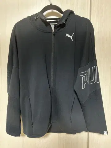 PUMA 후드 부착 저지 블랙 상하의 세트