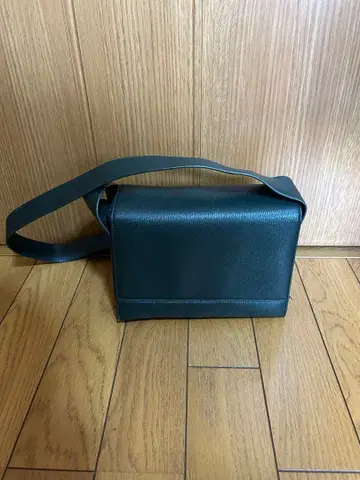 MOUSSY 숄더백