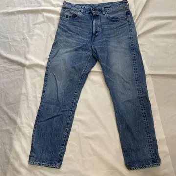 1회 착용 F.O.B factory 66 Denim pants