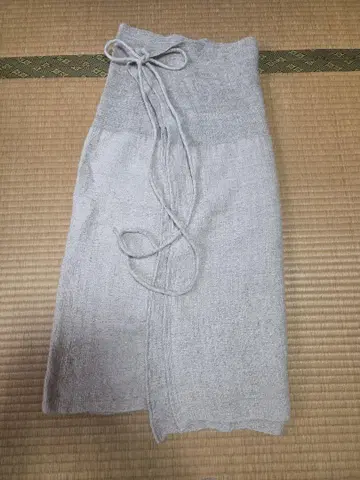 마키 텍스타일 손뜨개 랩 스커트 숄