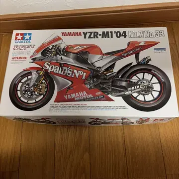 Tamiya Yamaha YZR-M1'04 1/12