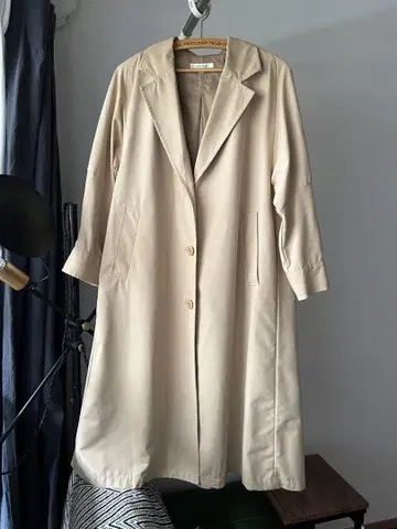 moussy 베이지 트렌치코트 2 버튼