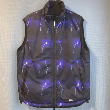 뉴에라 프리마 로프트 베스트 리버서블 번개 패턴&블랙 L 사이즈