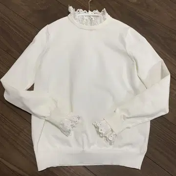 유나이티드 애로우즈 스캘럽 레이스 4WAY 니트