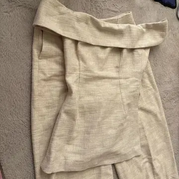 ZARA 오프숄더 셋업