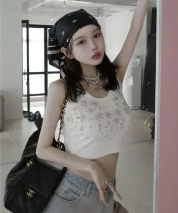 미사용 새상품 Darich 다리치 주얼리 리브 슬리브리스 상의