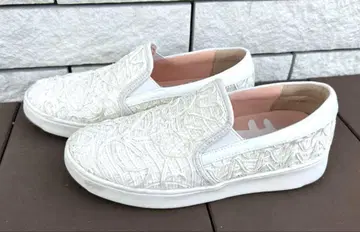 스티치 슬립온 스니커즈 화이트 츠모리치사토 23.0cm