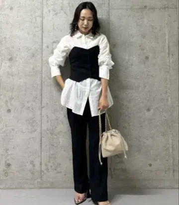 새상품급*미라 오웬 뷔스티에 시어 셔츠 팬츠 3점 SET 셋업 SS