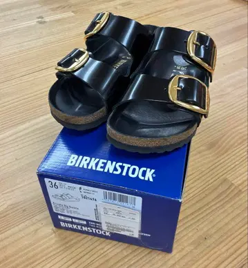 BIRKENSTOCK 애리조나 빅 버클 하이 샤인 블랙 36