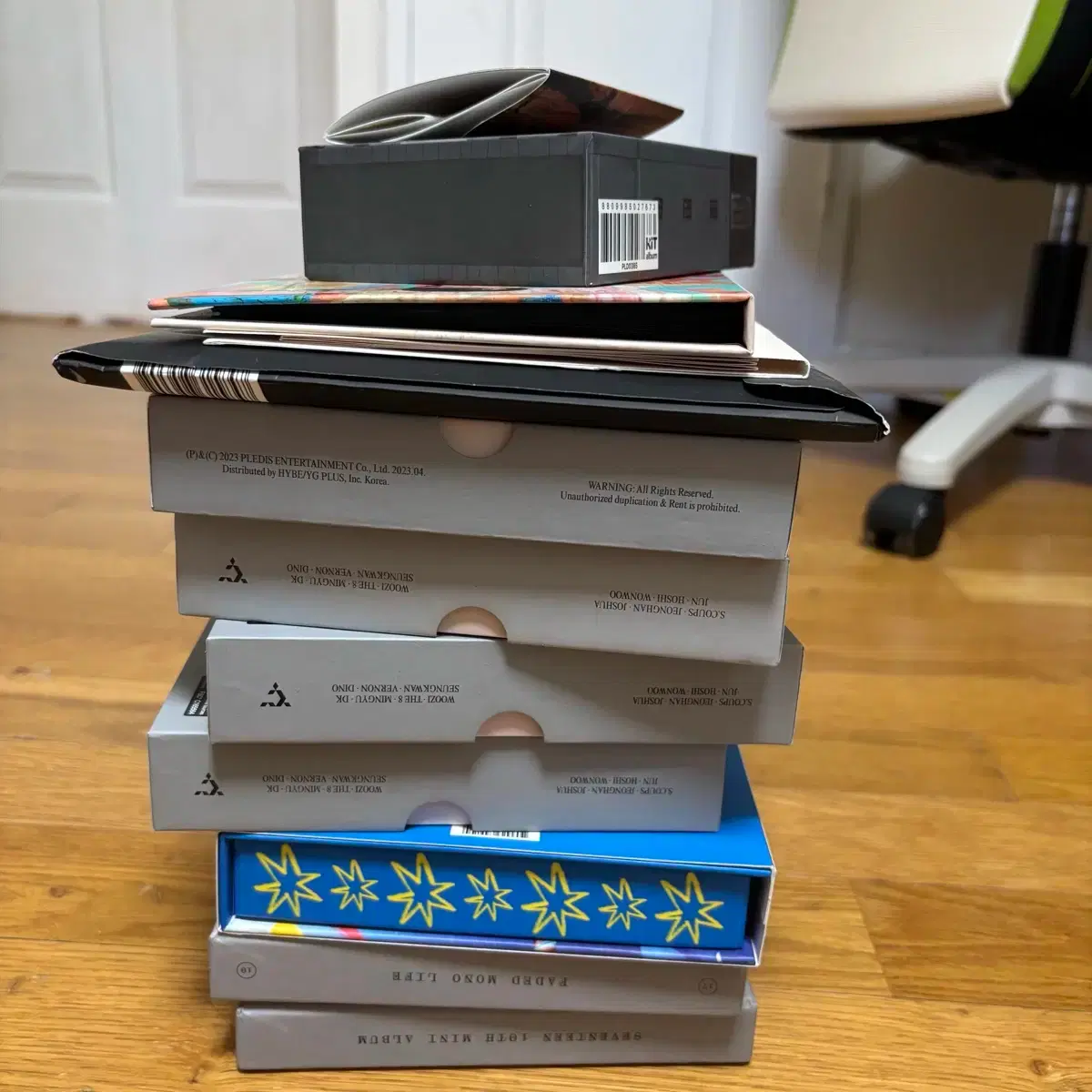 Seventeen album + poca bulk at a low price (original price over 150,000 won!)