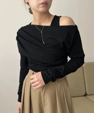 레이어드 드레이프 티셔츠
