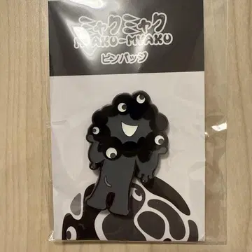오사카 간사이 만박! 블랙 미야쿠미야쿠 핀 배지 A